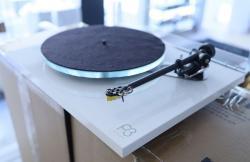 rega planar 3 weiss 1 650