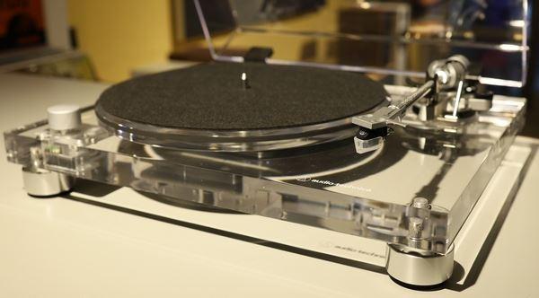 audio technica at-lp2022 turntable